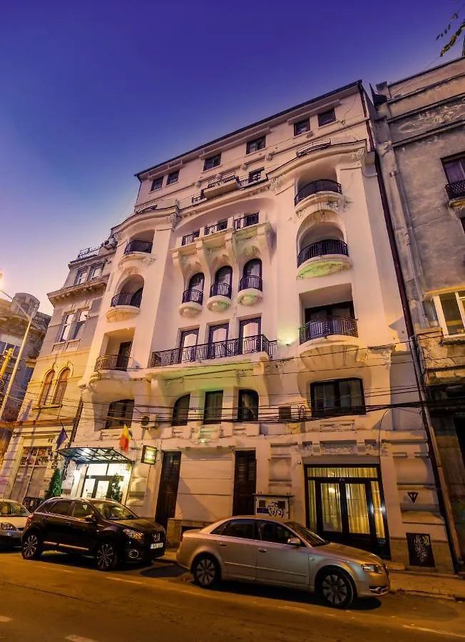 Hotel Carpati Imparatul Romanilor location