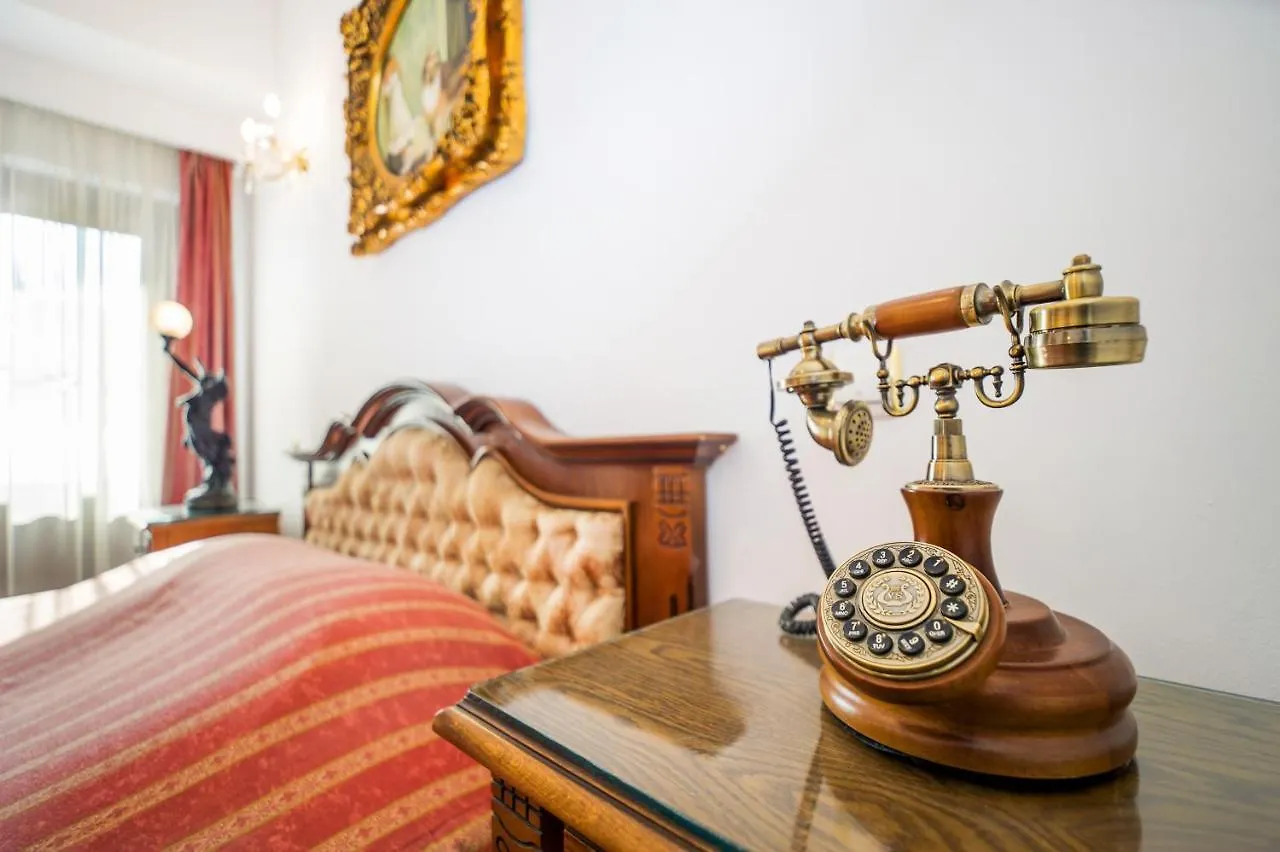 Hotel Carpati Imparatul Romanilor Bukarest