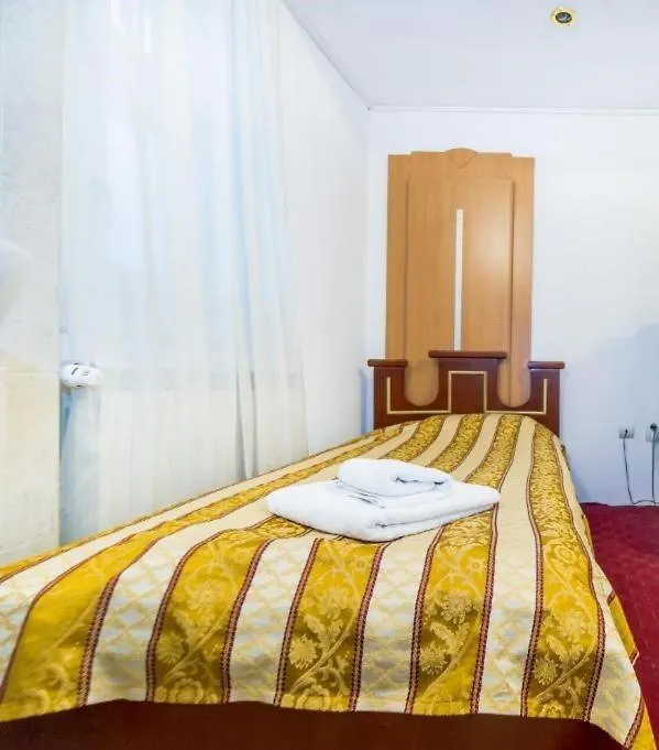 Hotel Carpati Imparatul Romanilor Bukarest