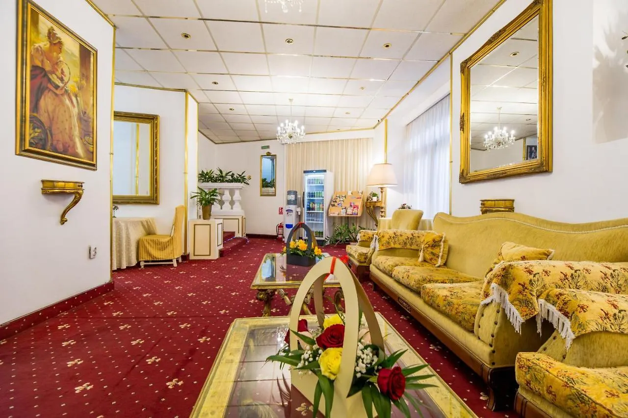 Hotel Carpati Imparatul Romanilor Bukarest Rumänien