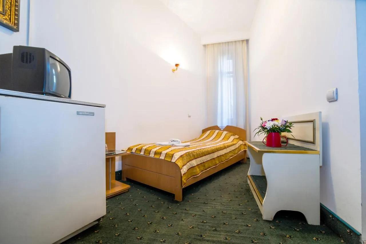 Hotel Carpati Imparatul Romanilor Bukarest
